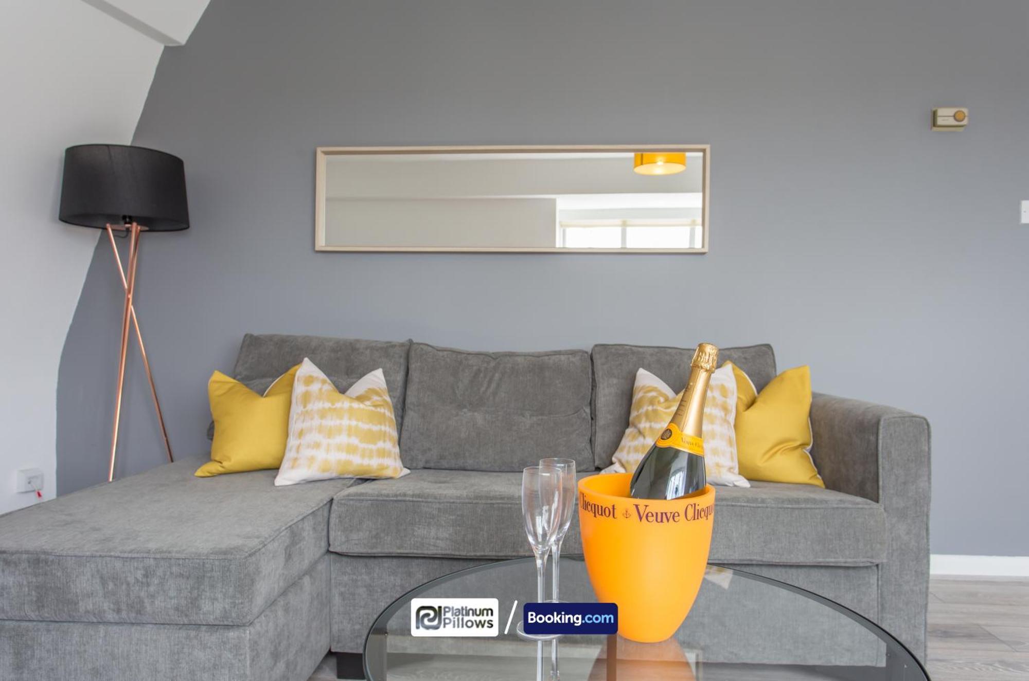 Oxford Apt Near Jr Hospital & Universities, Great Weekly & Long Stay Offers Buitenkant foto